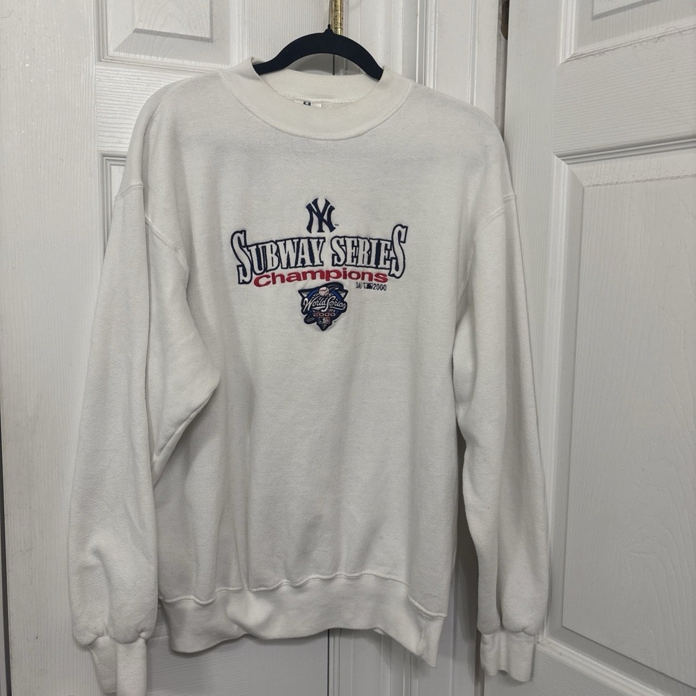 Vintage 2000 World Series Subway Series Yankees Champions Sweatshirt Miro L